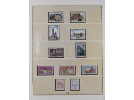 1949/79, postfrische und zusätzlich gestempelte Sammlung, in den Hauptnummern komplett, einschließlich Vor- und Mitläufern, d