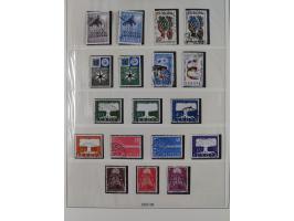 1949/79, postfrische und zusätzlich gestempelte Sammlung, in den Hauptnummern komplett, einschließlich Vor- und Mitläufern, d