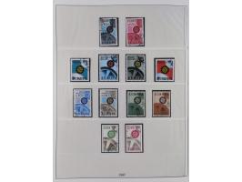 1949/79, postfrische und zusätzlich gestempelte Sammlung, in den Hauptnummern komplett, einschließlich Vor- und Mitläufern, d