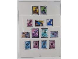 1949/79, postfrische und zusätzlich gestempelte Sammlung, in den Hauptnummern komplett, einschließlich Vor- und Mitläufern, d