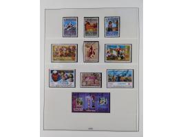 1949/79, postfrische und zusätzlich gestempelte Sammlung, in den Hauptnummern komplett, einschließlich Vor- und Mitläufern, d