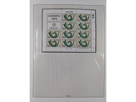 1949/79, postfrische und zusätzlich gestempelte Sammlung, in den Hauptnummern komplett, einschließlich Vor- und Mitläufern, d