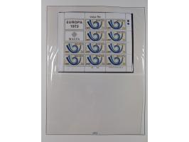 1949/79, postfrische und zusätzlich gestempelte Sammlung, in den Hauptnummern komplett, einschließlich Vor- und Mitläufern, d