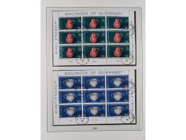 1949/79, postfrische und zusätzlich gestempelte Sammlung, in den Hauptnummern komplett, einschließlich Vor- und Mitläufern, d