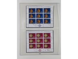 1949/79, postfrische und zusätzlich gestempelte Sammlung, in den Hauptnummern komplett, einschließlich Vor- und Mitläufern, d