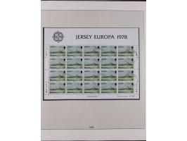 1949/79, postfrische und zusätzlich gestempelte Sammlung, in den Hauptnummern komplett, einschließlich Vor- und Mitläufern, d