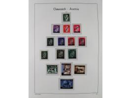 1945/78, postfrische und meist zusätzlich gestempelte Sammlung, in den Hauptnummern komplett, dabei Renner-Kleinbogen und Vög