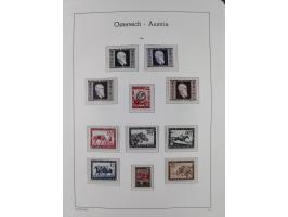 1945/78, postfrische und meist zusätzlich gestempelte Sammlung, in den Hauptnummern komplett, dabei Renner-Kleinbogen und Vög
