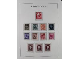1945/78, postfrische und meist zusätzlich gestempelte Sammlung, in den Hauptnummern komplett, dabei Renner-Kleinbogen und Vög