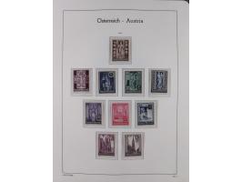 1945/78, postfrische und meist zusätzlich gestempelte Sammlung, in den Hauptnummern komplett, dabei Renner-Kleinbogen und Vög