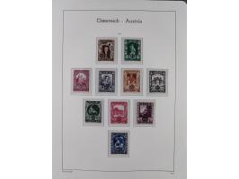 1945/78, postfrische und meist zusätzlich gestempelte Sammlung, in den Hauptnummern komplett, dabei Renner-Kleinbogen und Vög