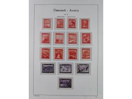 1945/78, postfrische und meist zusätzlich gestempelte Sammlung, in den Hauptnummern komplett, dabei Renner-Kleinbogen und Vög