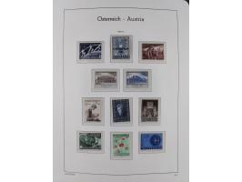 1945/78, postfrische und meist zusätzlich gestempelte Sammlung, in den Hauptnummern komplett, dabei Renner-Kleinbogen und Vög