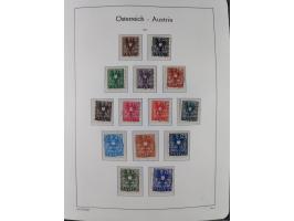 1945/78, postfrische und meist zusätzlich gestempelte Sammlung, in den Hauptnummern komplett, dabei Renner-Kleinbogen und Vög