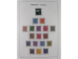 1945/78, postfrische und meist zusätzlich gestempelte Sammlung, in den Hauptnummern komplett, dabei Renner-Kleinbogen und Vög