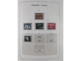 1945/78, postfrische und meist zusätzlich gestempelte Sammlung, in den Hauptnummern komplett, dabei Renner-Kleinbogen und Vög