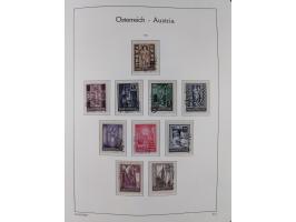1945/78, postfrische und meist zusätzlich gestempelte Sammlung, in den Hauptnummern komplett, dabei Renner-Kleinbogen und Vög
