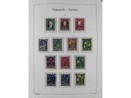 1945/78, postfrische und meist zusätzlich gestempelte Sammlung, in den Hauptnummern komplett, dabei Renner-Kleinbogen und Vög