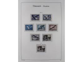 1945/78, postfrische und meist zusätzlich gestempelte Sammlung, in den Hauptnummern komplett, dabei Renner-Kleinbogen und Vög