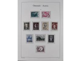 1945/78, postfrische und meist zusätzlich gestempelte Sammlung, in den Hauptnummern komplett, dabei Renner-Kleinbogen und Vög