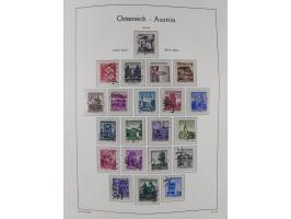 1945/78, postfrische und meist zusätzlich gestempelte Sammlung, in den Hauptnummern komplett, dabei Renner-Kleinbogen und Vög