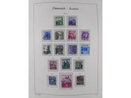 1945/78, postfrische und meist zusätzlich gestempelte Sammlung, in den Hauptnummern komplett, dabei Renner-Kleinbogen und Vög
