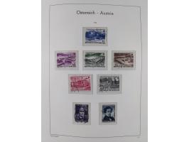 1945/78, postfrische und meist zusätzlich gestempelte Sammlung, in den Hauptnummern komplett, dabei Renner-Kleinbogen und Vög