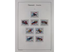 1945/78, postfrische und meist zusätzlich gestempelte Sammlung, in den Hauptnummern komplett, dabei Renner-Kleinbogen und Vög