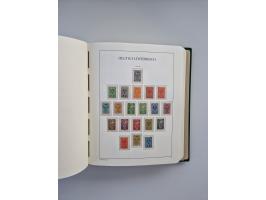 1899/2023, überkomplette postfrische und zusätzlich etwas gestempelte Sammlung in 12 Vordruckalben und losen Blättern, ab 194