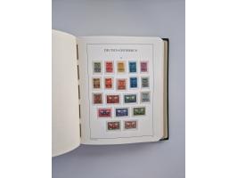 1899/2023, überkomplette postfrische und zusätzlich etwas gestempelte Sammlung in 12 Vordruckalben und losen Blättern, ab 194