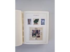 1899/2023, überkomplette postfrische und zusätzlich etwas gestempelte Sammlung in 12 Vordruckalben und losen Blättern, ab 194