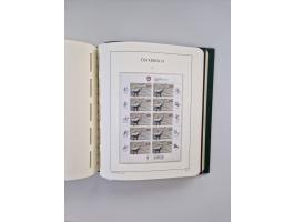 1899/2023, überkomplette postfrische und zusätzlich etwas gestempelte Sammlung in 12 Vordruckalben und losen Blättern, ab 194