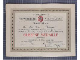1922/23, umfangreiche, alte Ausstellungssammlung “Wiesbadener Regierungsmarken” mit vielen ungebrauchten und gestempelten Mar
