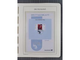 1949/2024, umfangreiche postfrische und zusätzlich teils gestempelte Sammlung in über 100 Vordruckalben und hunderten losen B