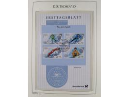 1949/2024, umfangreiche postfrische und zusätzlich teils gestempelte Sammlung in über 100 Vordruckalben und hunderten losen B