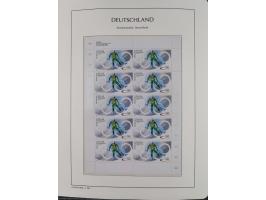 1949/2024, umfangreiche postfrische und zusätzlich teils gestempelte Sammlung in über 100 Vordruckalben und hunderten losen B