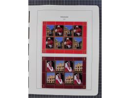 1949/2024, umfangreiche postfrische und zusätzlich teils gestempelte Sammlung in über 100 Vordruckalben und hunderten losen B