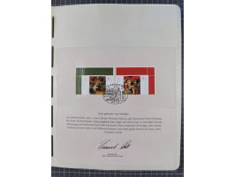 1949/2024, umfangreiche postfrische und zusätzlich teils gestempelte Sammlung in über 100 Vordruckalben und hunderten losen B