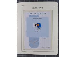 1949/2024, umfangreiche postfrische und zusätzlich teils gestempelte Sammlung in über 100 Vordruckalben und hunderten losen B