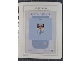 1949/2024, umfangreiche postfrische und zusätzlich teils gestempelte Sammlung in über 100 Vordruckalben und hunderten losen B