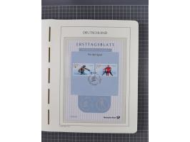 1949/2024, umfangreiche postfrische und zusätzlich teils gestempelte Sammlung in über 100 Vordruckalben und hunderten losen B