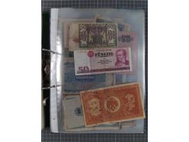 ALLE WELT: 1898/1984 ca., über 300 Banknoten, u.a Deutsches Reich, sowie Notgeld, II-III