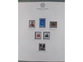 1945/1980, mostly mint never hinged collection with only a few unused, including Airmail and Express stamps, some better sets