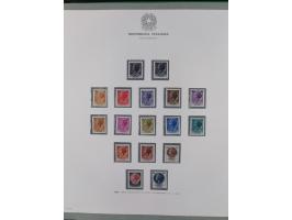 1945/1980, mostly mint never hinged collection with only a few unused, including Airmail and Express stamps, some better sets