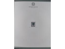 1945/1980, mostly mint never hinged collection with only a few unused, including Airmail and Express stamps, some better sets