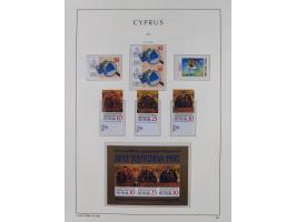 1960/2000, seemingly complete mint never hinged collection including miniature sheets.&nbsp;