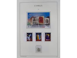 1960/2000, seemingly complete mint never hinged collection including miniature sheets.&nbsp;