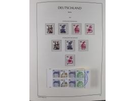 1948/90, in den Hauptnummern postfrische überkomplette Sammlung, dabei Mi.-Nr. 1-20 OR, 21-34 mit 33-34 OR (FA Schlegel BPP),