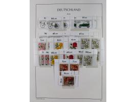 1948/90, in den Hauptnummern postfrische überkomplette Sammlung, dabei Mi.-Nr. 1-20 OR, 21-34 mit 33-34 OR (FA Schlegel BPP),