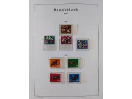 1948/90, in den Hauptnummern komplette postfrische Sammlung, fast alle Marken mit Bogen- bzw. Eckrand, einiges signiert, gute